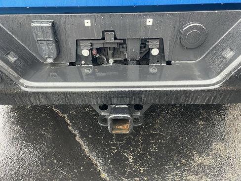 Used 2023 Chevrolet Silverado 1500 ZR2 w/ Technology Package image 23