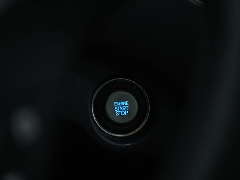 Used 2017 Hyundai Santa Fe Limited image 33