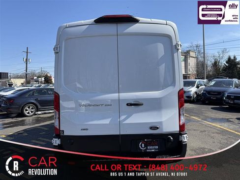 Used 2024 Ford Transit 250 148 Medium Roof Extended AWD image 5