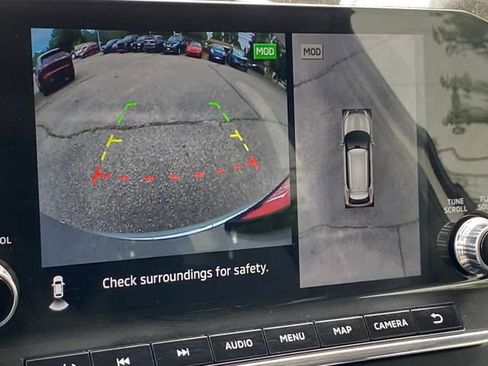 Used 2024 Mitsubishi Outlander 4WD Plug-In Hybrid image 24