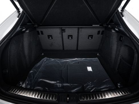 New 2026 Porsche Macan S image 24