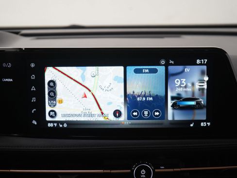 Used 2023 Nissan Ariya FWD image 19