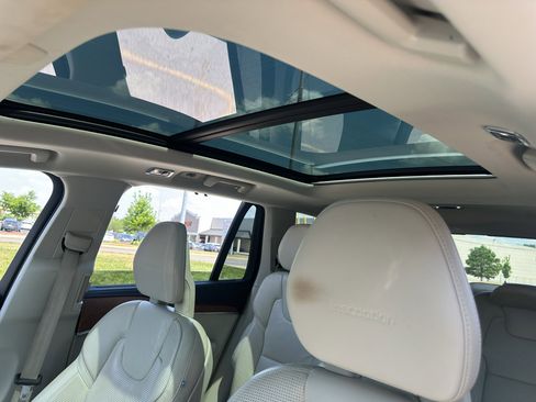 Used 2020 Volvo XC90 T6 Inscription image 18