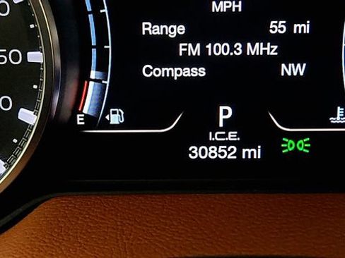 Used 2022 Maserati Levante Modena AWD/4WD image 58