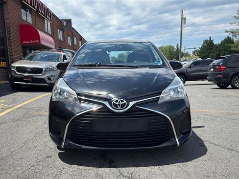 Used 2017 Toyota Yaris L FWD image 2