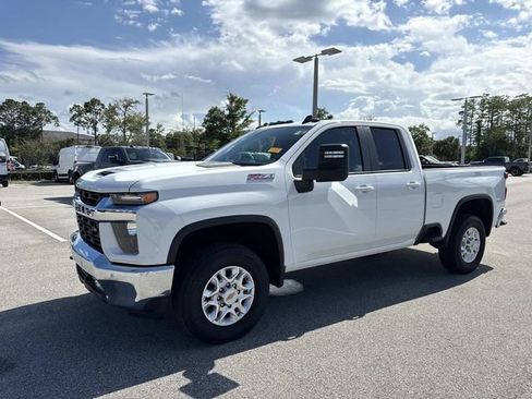 Used 2022 Chevrolet Silverado 2500 LT w/ All Star Edition AWD/4WD image 7