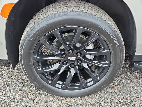 Certified 2024 Cadillac Escalade Sport Platinum w/ LPO, ONYX Package image 8