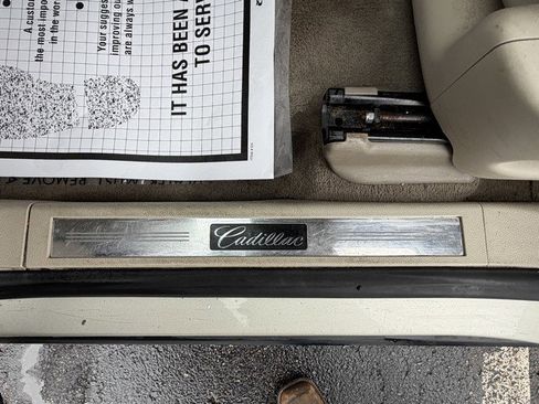 Used 2015 Cadillac SRX Luxury image 14