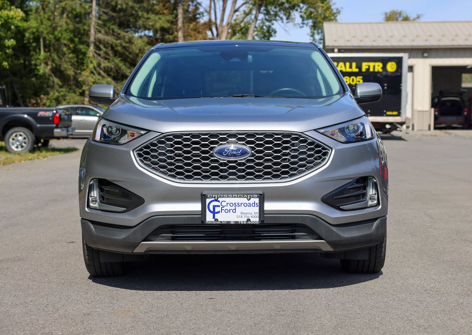 Used 2024 Ford Edge SEL w/ Convenience Package AWD/4WD image 2