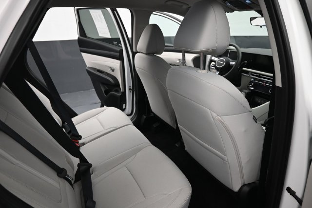 Used 2025 Hyundai Tucson SEL FWD image 26