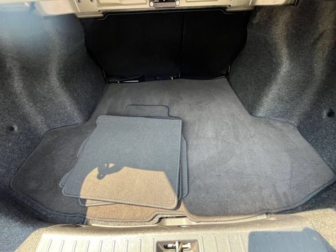 Used 2025 Nissan Versa SV FWD image 30