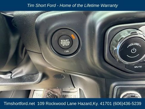 Used 2022 Jeep Gladiator Overland AWD/4WD image 12