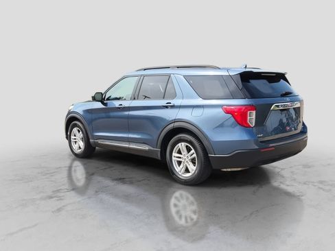 Used 2020 Ford Explorer XLT RWD image 6