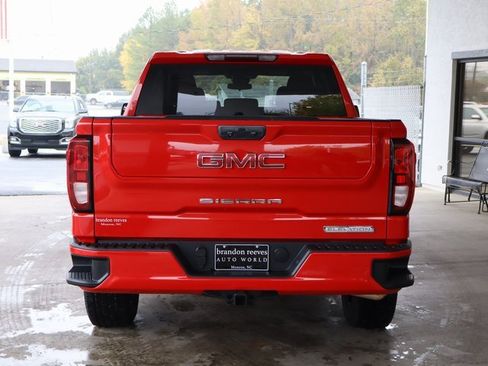 Used 2022 GMC Sierra 1500 Elevation image 3