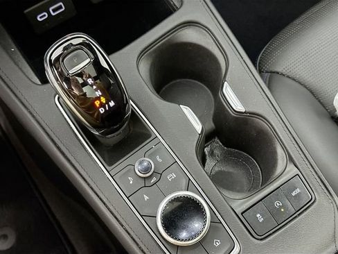 Used 2024 Cadillac XT4 Sport image 16