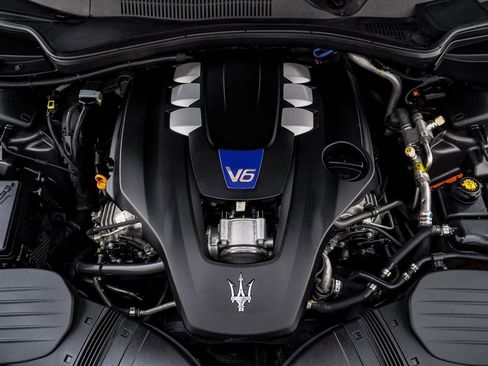 Used 2020 Maserati Ghibli S GranSport Q4 image 29