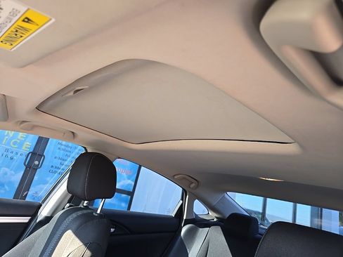 Used 2018 Honda Civic EX-T image 37