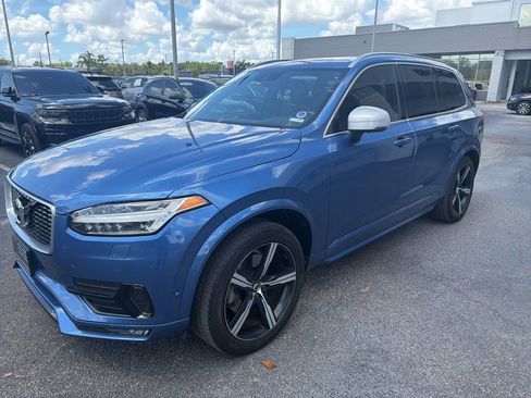 Used 2018 Volvo XC90 T6 R-Design w/ Convenience Package AWD/4WD image 4