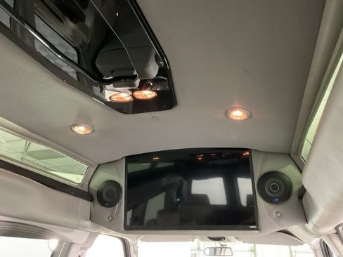 Used 2023 Chevrolet Express 2500 RWD image 34