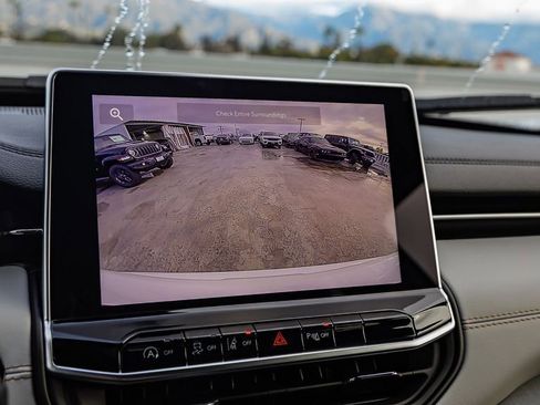 New 2026 Jeep Compass Limited image 24