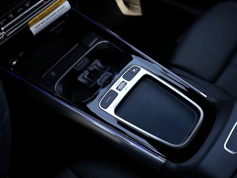 New 2026 Mercedes-Benz GLA 250 4MATIC image 26