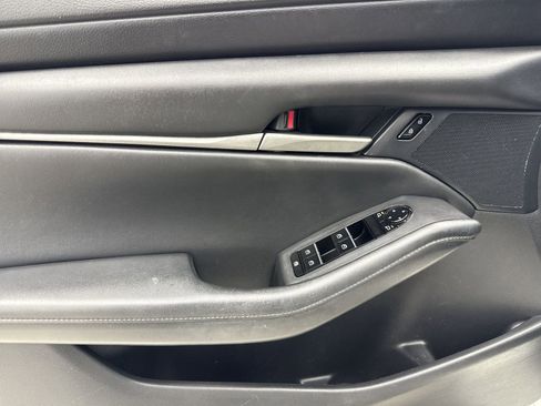 Used 2020 MAZDA MAZDA3 Sedan w/ Select Package image 24