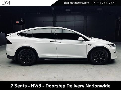 Used 2023 Tesla Model X AWD/4WD image 7