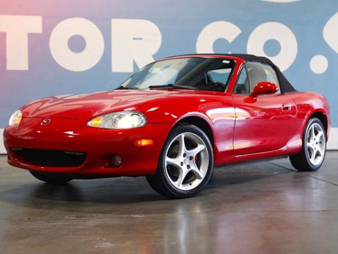 Used 2003 MAZDA MX-5 Miata LS RWD image 50