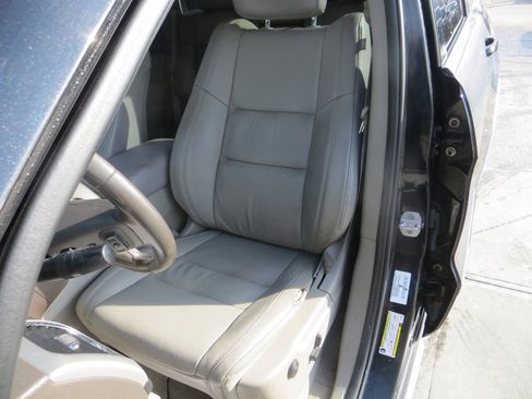 Used 2012 Jeep Grand Cherokee Laredo image 25