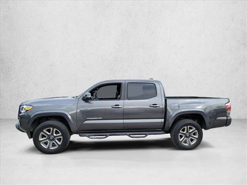 Used 2016 Toyota Tacoma Limited w/ Towing Package RWD image 8