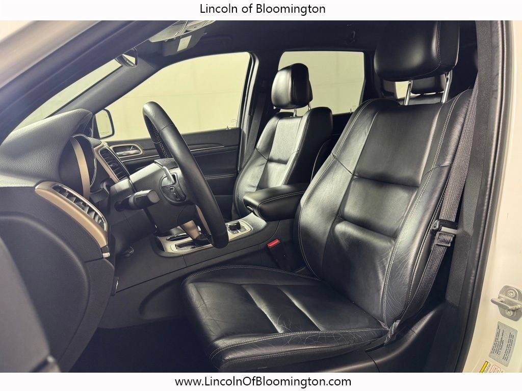 Used 2017 Jeep Grand Cherokee Limited w/ Trailer Tow Group IV AWD/4WD image 16