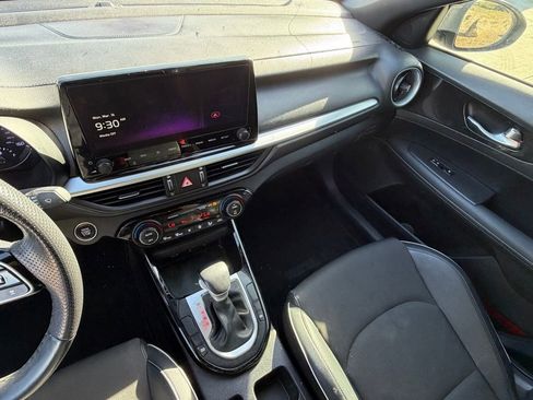 Used 2024 Kia Forte GT-Line image 17