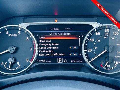 Used 2024 Nissan Sentra SR w/ SR Premium Package image 8