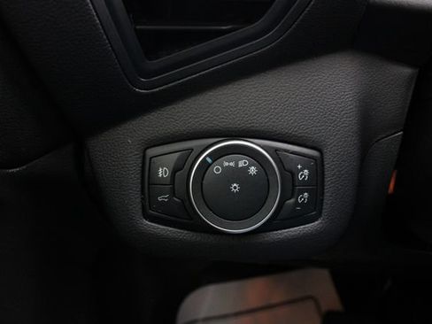 Used 2019 Ford Escape SE AWD/4WD image 9