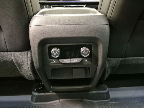 New 2026 Chevrolet Traverse High Country image 22