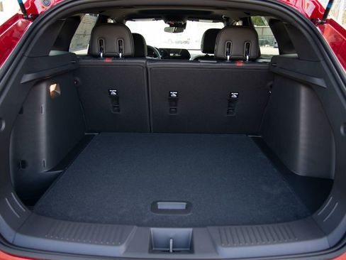 New 2026 Chevrolet Trax RS w/ Sunroof Package FWD image 19