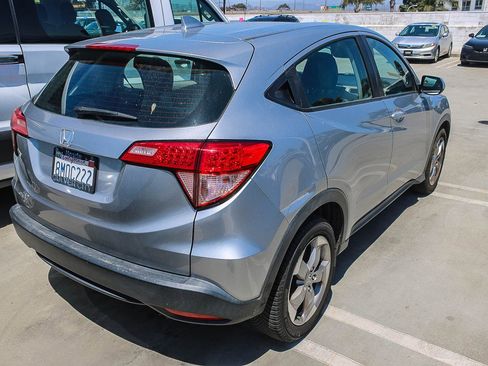 Used 2017 Honda HR-V LX image 14