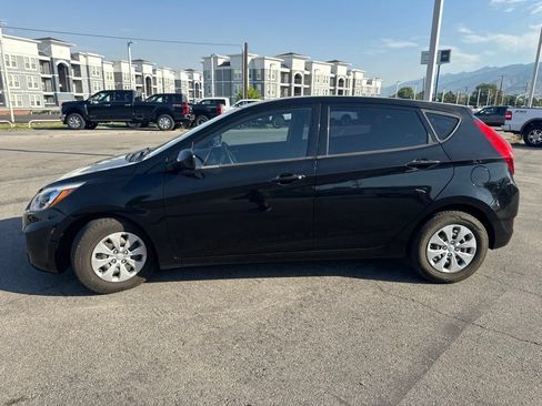 Used 2016 Hyundai Accent SE FWD image 13