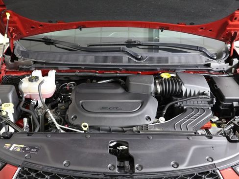 Used 2025 Chrysler Pacifica Select FWD image 22