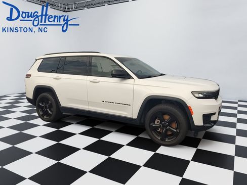 Used 2021 Jeep Grand Cherokee L Laredo AWD/4WD image 7