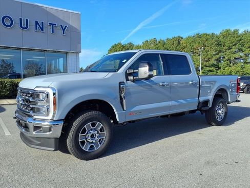 New 2026 Ford F250 Lariat image 12