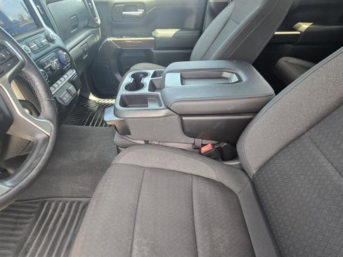 Used 2021 Chevrolet Silverado 1500 LT AWD/4WD image 14