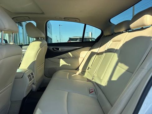 Used 2014 INFINITI Q50 Premium w/ Navigation Package AWD/4WD image 9