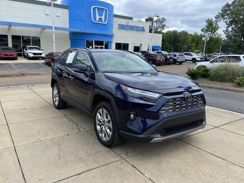 Used 2025 Toyota RAV4 Limited w/ Weather Package AWD/4WD image 2