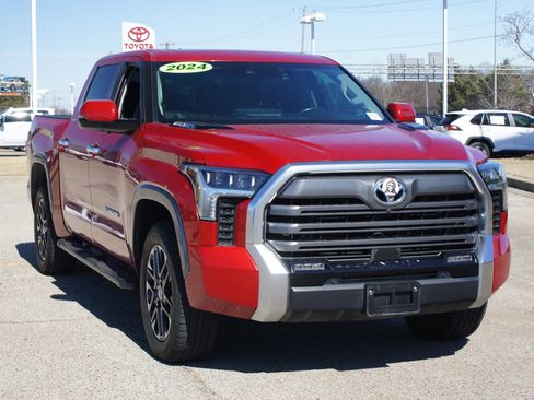 Used 2024 Toyota Tundra Limited image 26