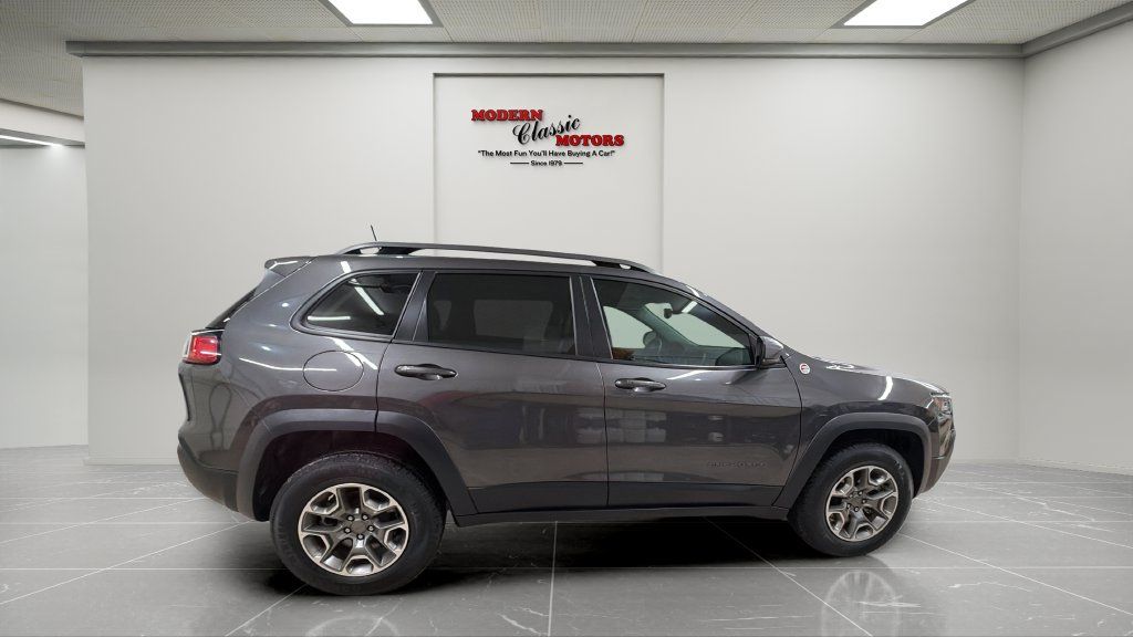 Used 2021 Jeep Cherokee Trailhawk w/ Trailer Tow Group AWD/4WD image 6