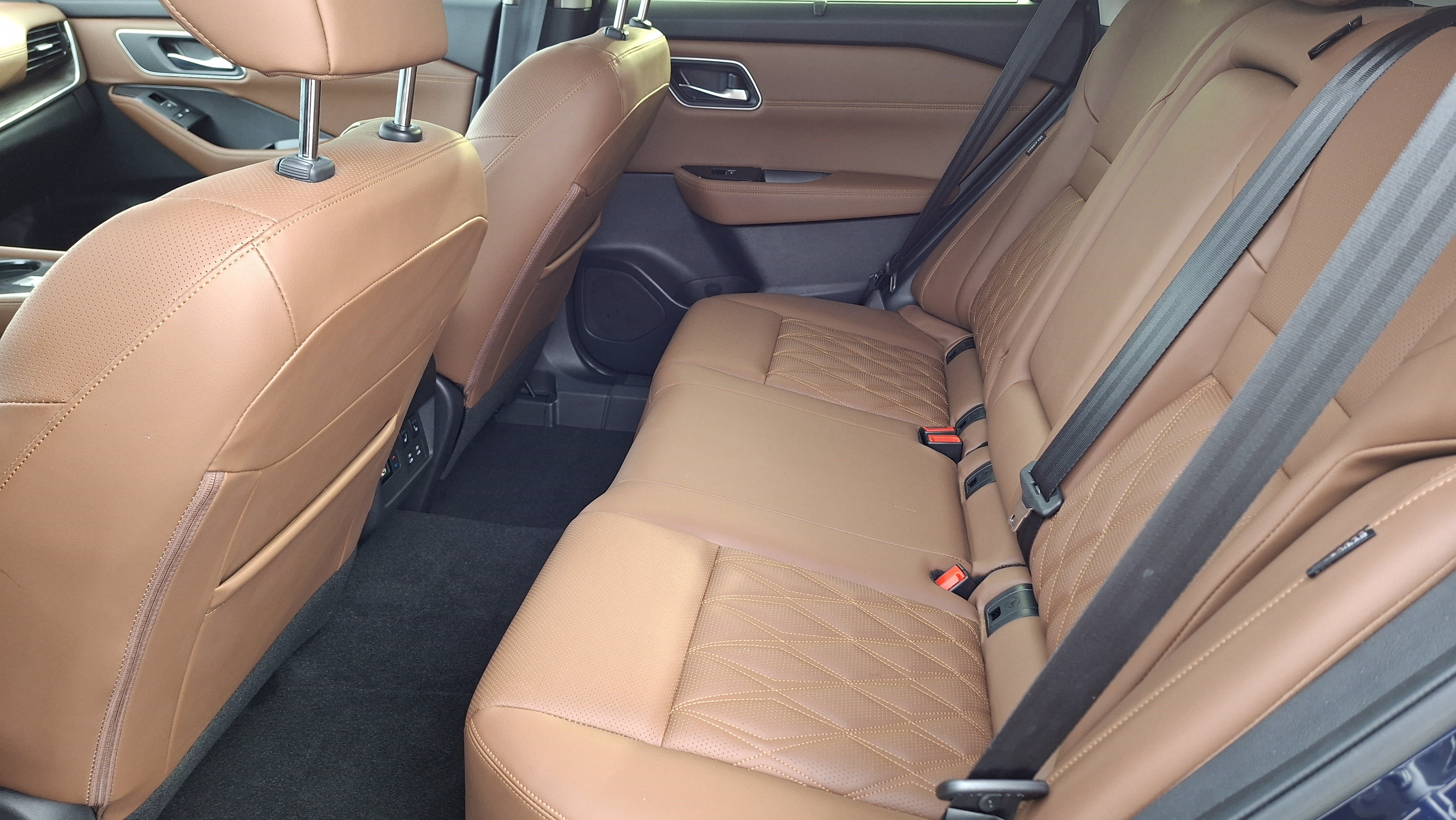 Certified 2025 Nissan Rogue Platinum w/ Tech Package FWD image 20