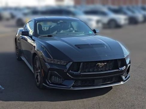Certified 2026 Ford Mustang GT Premium RWD image 3