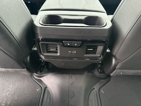 New 2026 GMC Sierra 1500 AT4 w/ Technology Package image 14