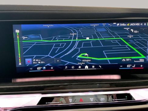 Used 2024 BMW i7 xDrive60 w/ Executive Package AWD/4WD image 6